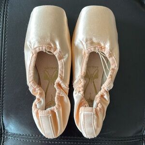 Freed pointe shoes